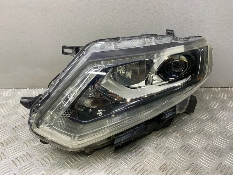 Фара led Nissan X-Trail T32