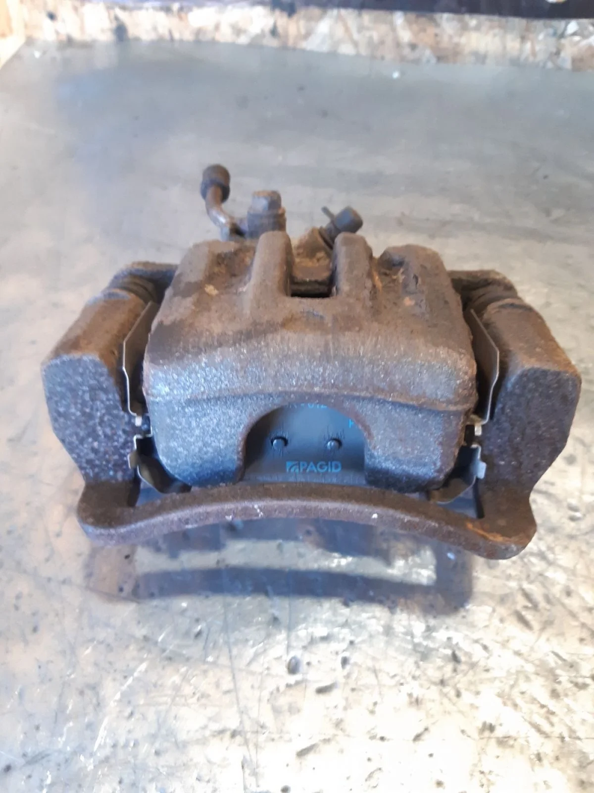 Суппорт тормозной задний левый Opel Antara I рестайлинг (2010—2017) 2012 черный