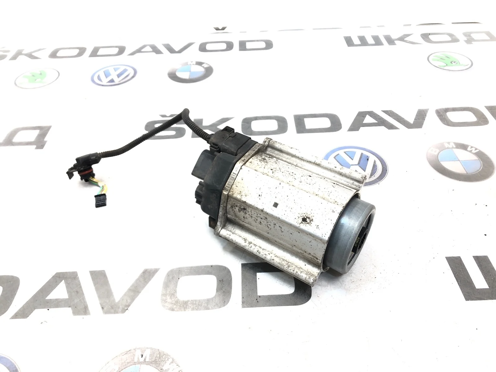 Мотор рулевой рейки Skoda Yeti 2010 1K0909144J 5L 2.0 CFHF