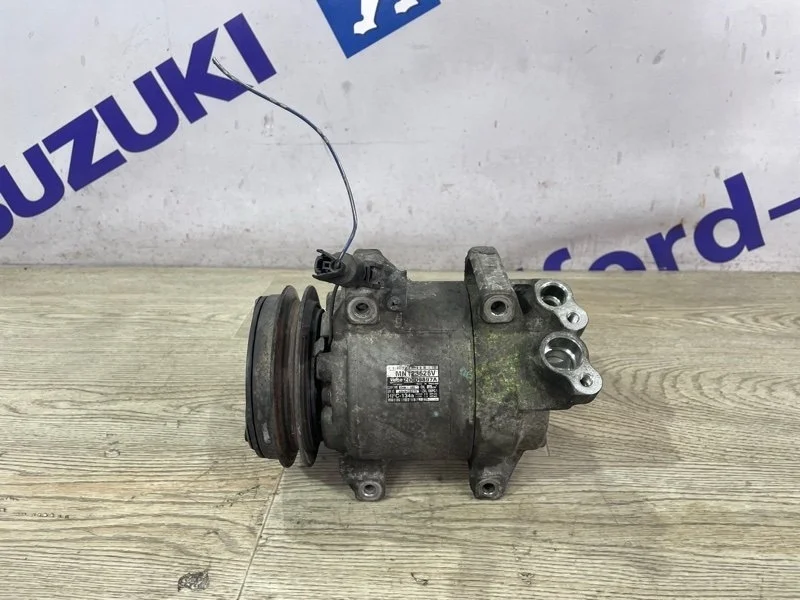 Компрессор кондиционера Mitsubishi L200 2009 KB4T