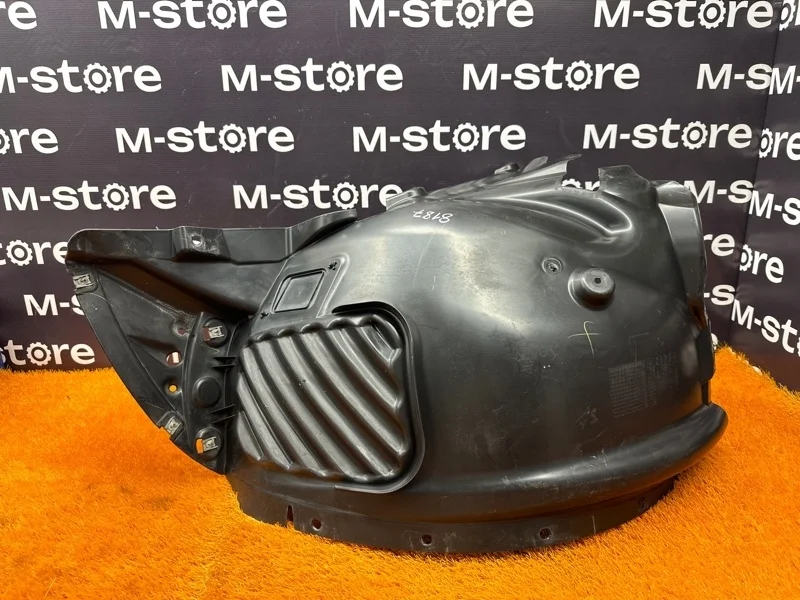 Подкрылок Bmw X3 2014 7213641 F25 N47D20C, передний левый