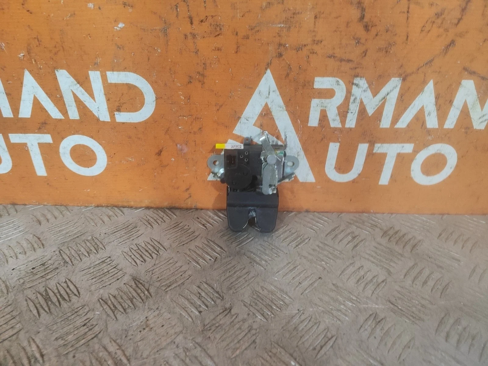 Замок багажника Kia Rio 2017-нв 4 FB