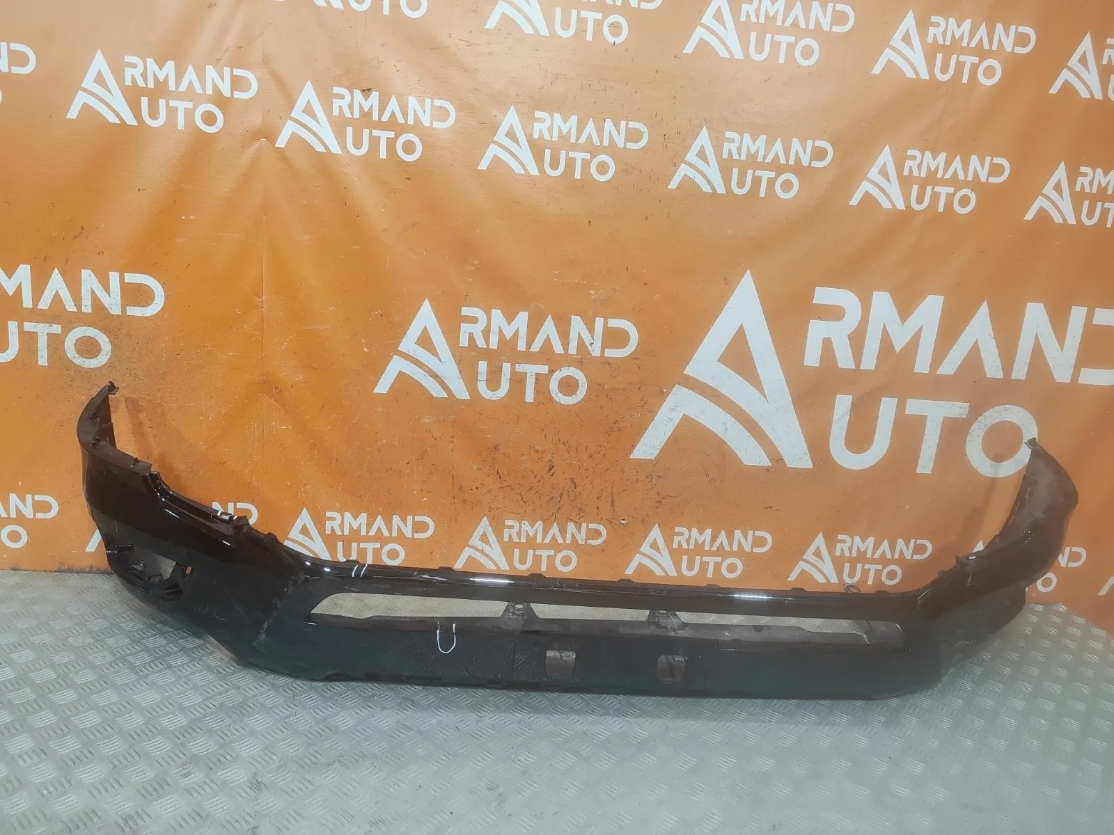 Бампер нижняя часть Toyota Land Cruiser 2021-нв 300
