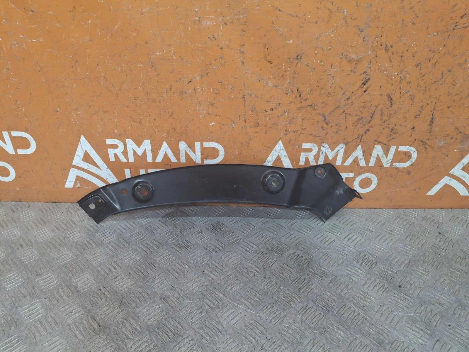 Кронштейн фары Volkswagen Tiguan 2011-2016