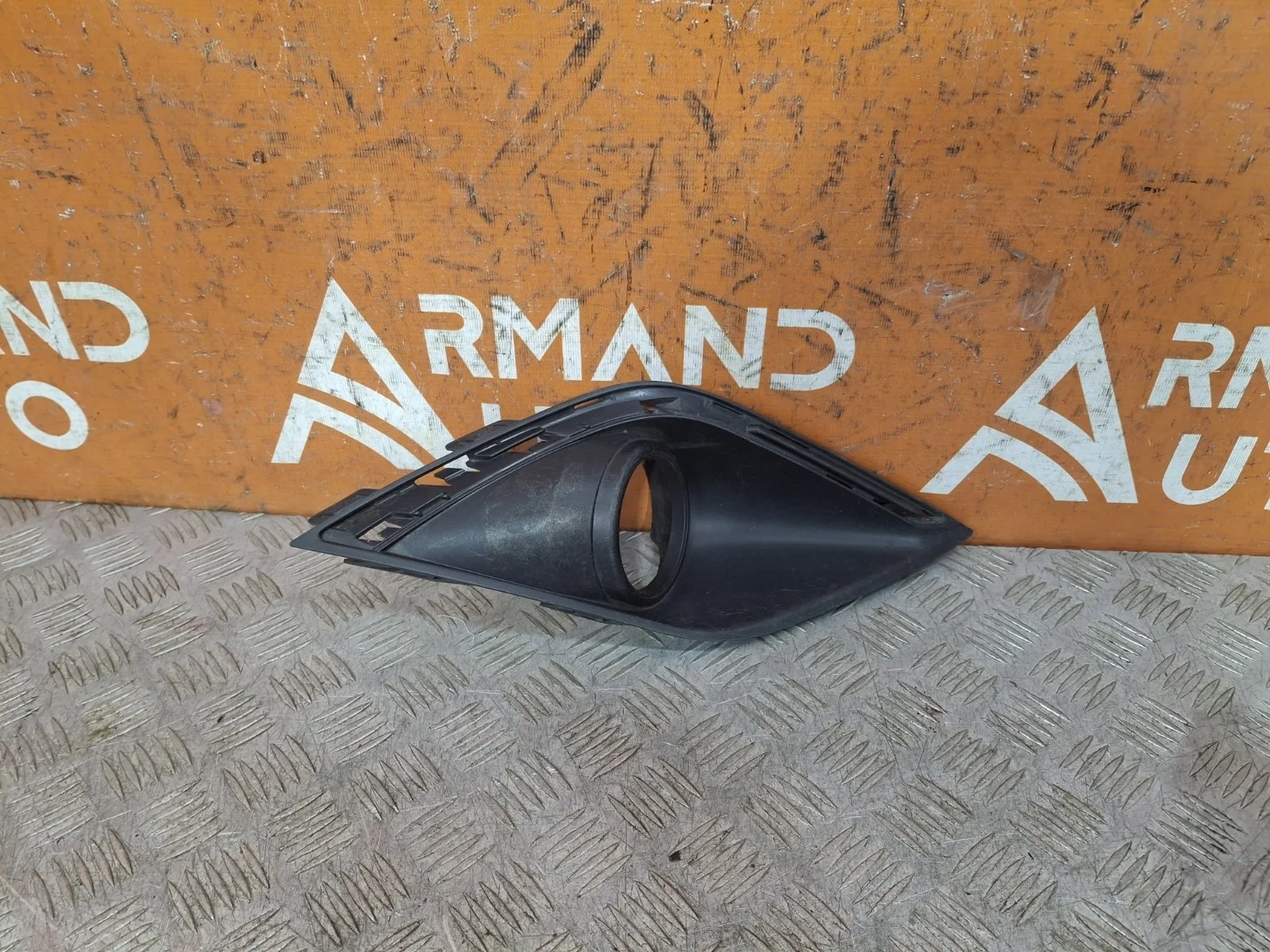 Окантовка птф Mitsubishi Outlander 2015-2018 3