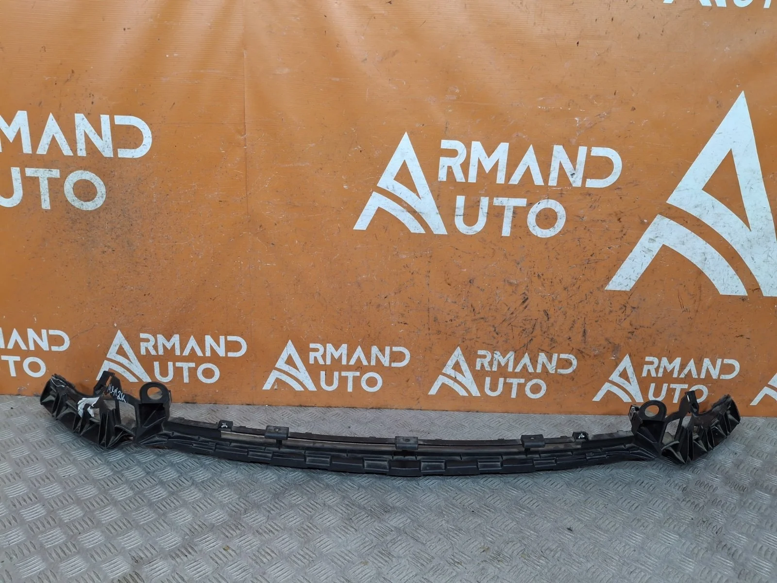 Кронштейн бампера Mercedes -Class 2016-2020 W213, S213, C238