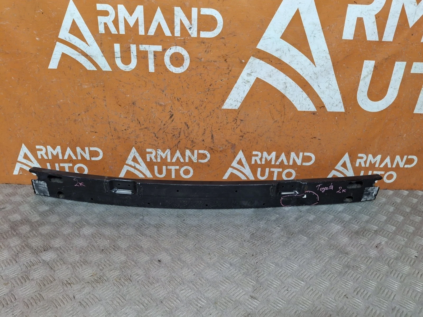 Усилитель бампера Toyota RAV4 2012-2019 CA40