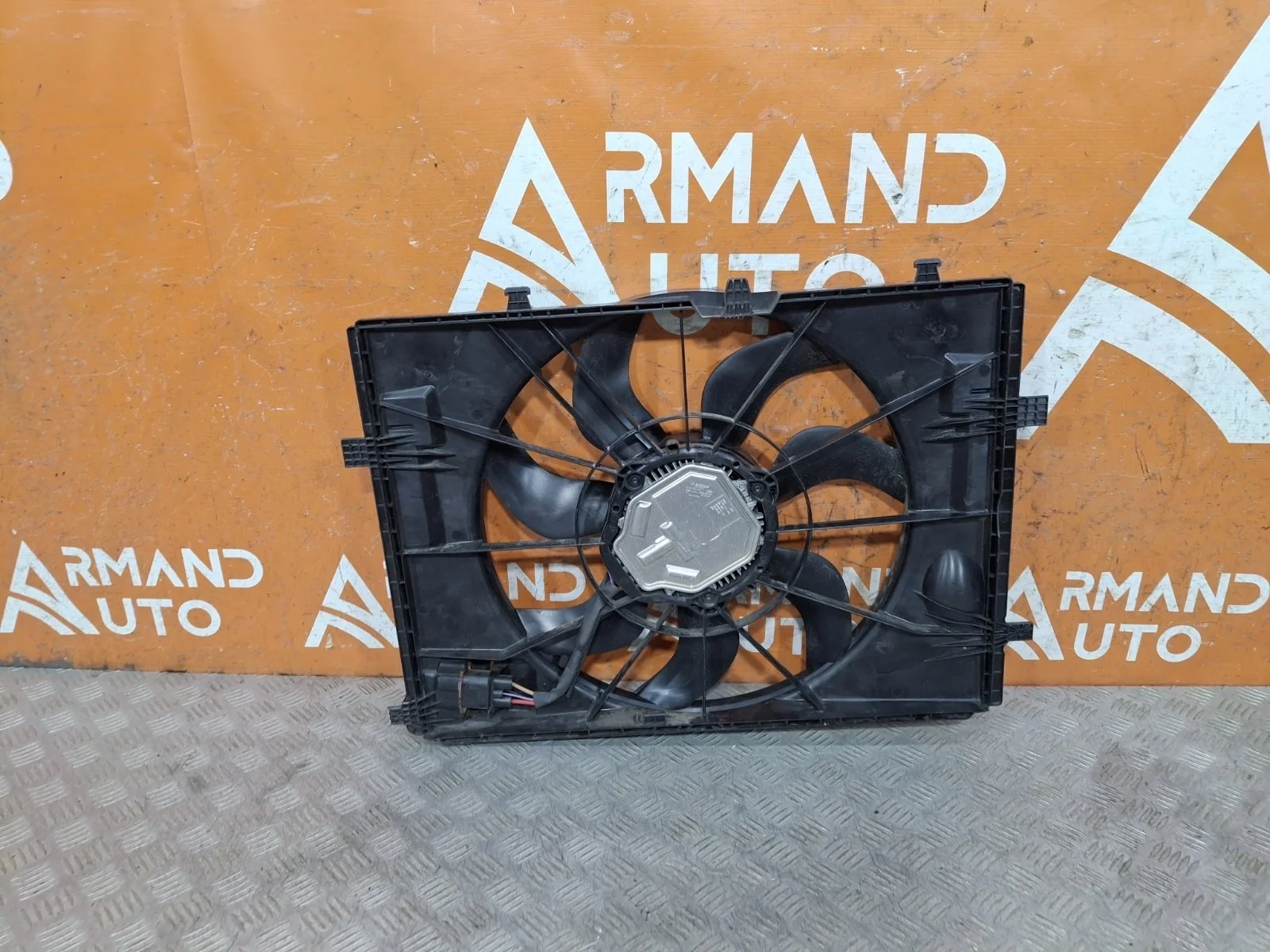 Диффузор радиатора Mercedes -Class 2014-2021 W205