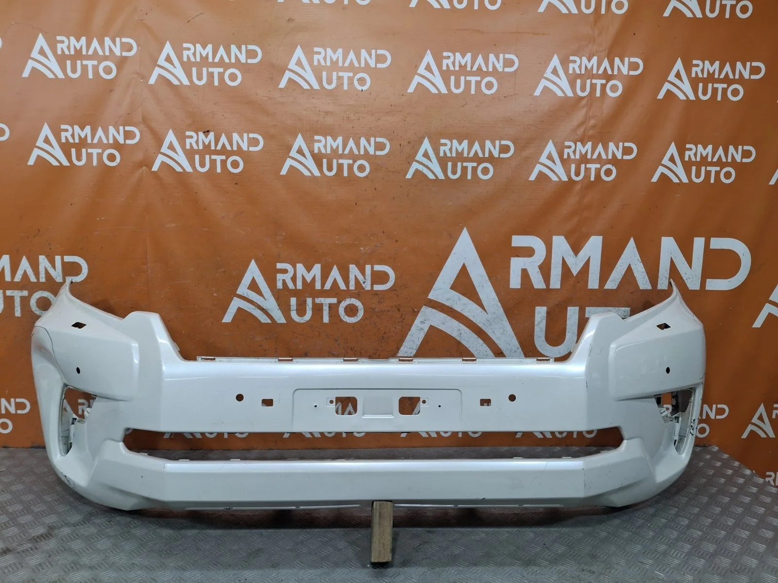 Бампер Toyota Land Cruiser Prado 2017-2020 150