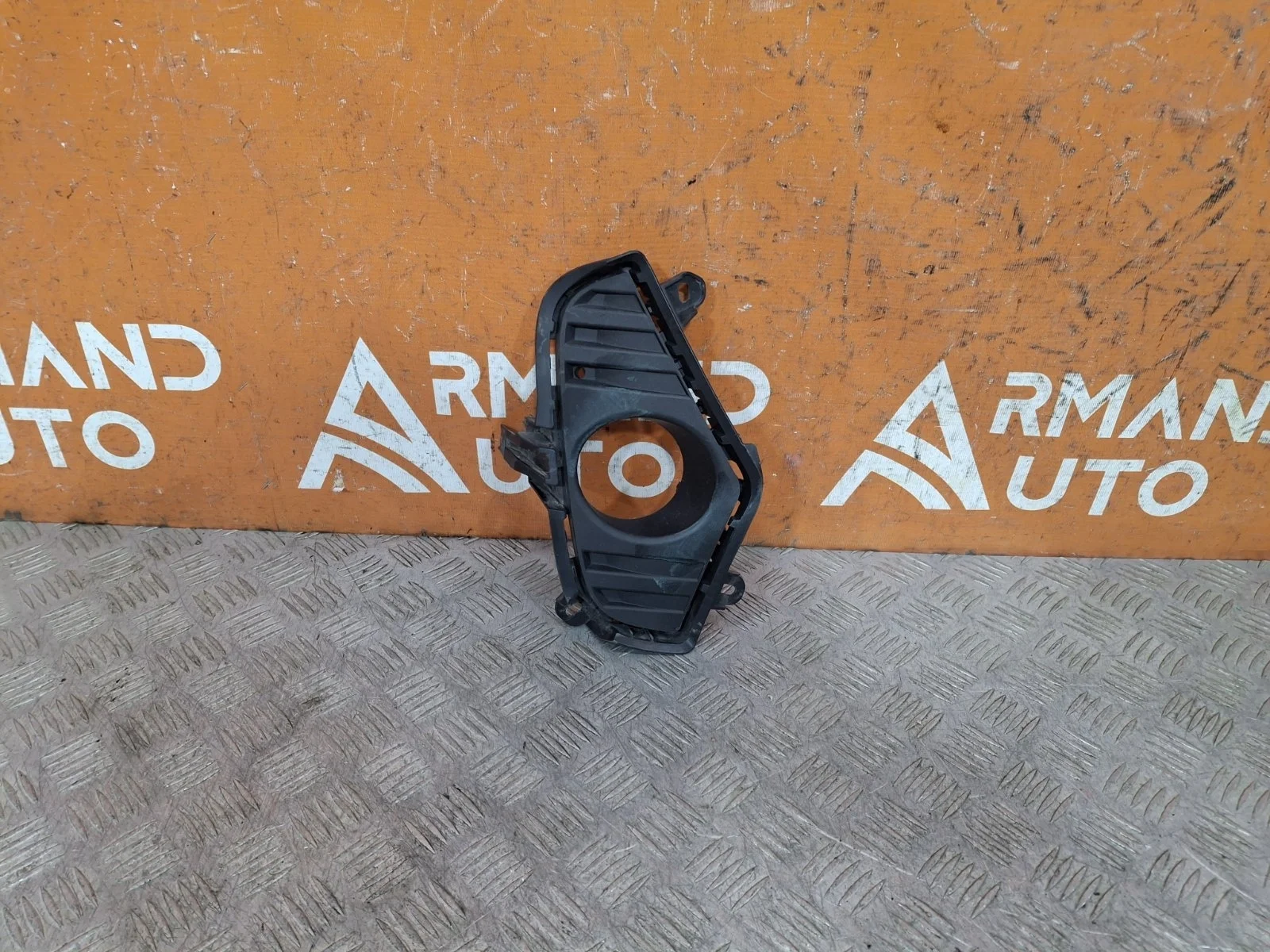 Окантовка птф Toyota RAV4 2018-нв 5 XA50