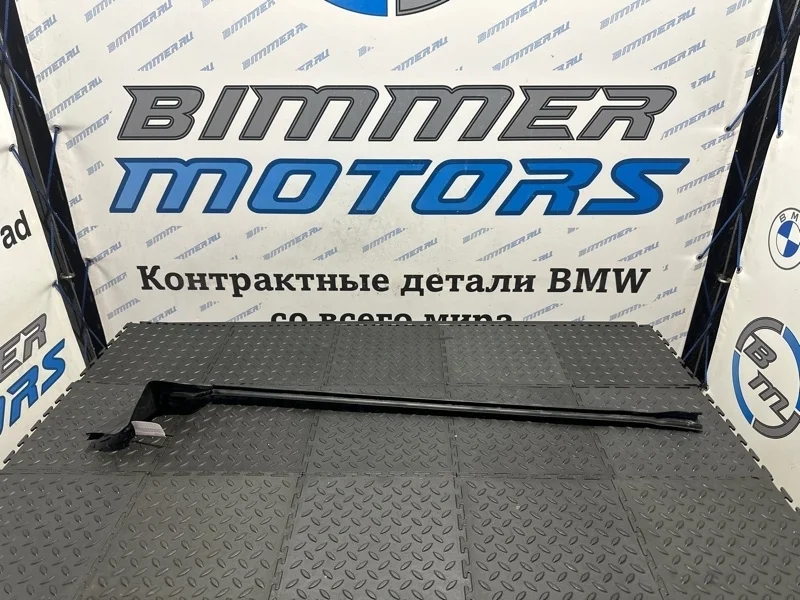 Молдинг двери BMW 335i 2010 51337119089 E92 N55B30A, левый