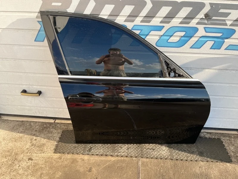 Дверь BMW 335i 2015 41007298566 F30 N55B30A, передняя правая