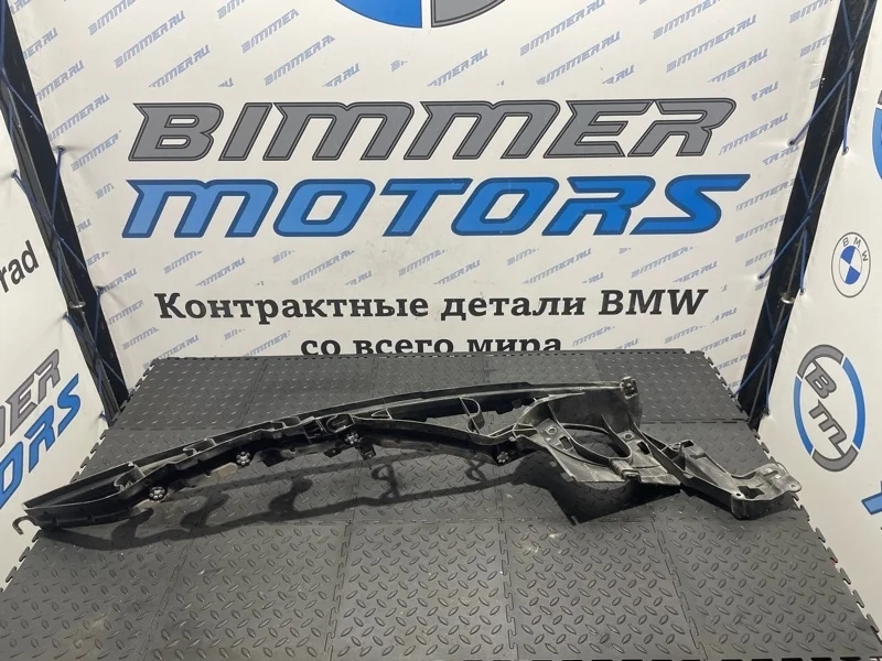Кронштейн крыла Bmw X6 51657157990 E71 N55B30A, правый