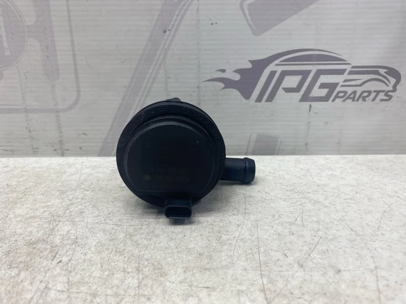 Циркуляционный насос Mercedes-benz 2016 W246