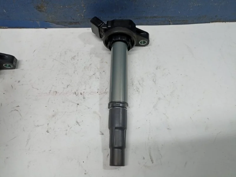 Катушка зажигания Toyota Harrier 2015 9091902258 ZSU60W 2.0 3ZR-FAE