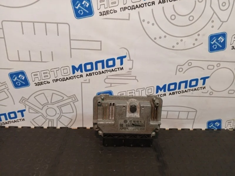 Блок управления двигателем Volkswagen Golf 03C906022AL 1K1 CAX