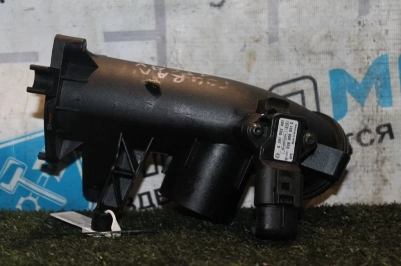 Воздуховод Volkswagen Beetle 03C145861E CAV