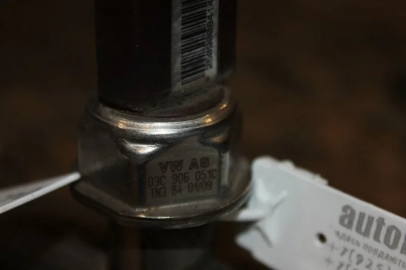 Датчик давления топлива Audi A6 Iii 03C906051C 4F2 CCA