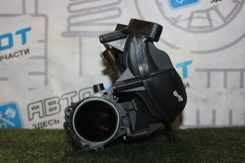 Коллектор впускной Volkswagen Golf 03C129711AE CAV