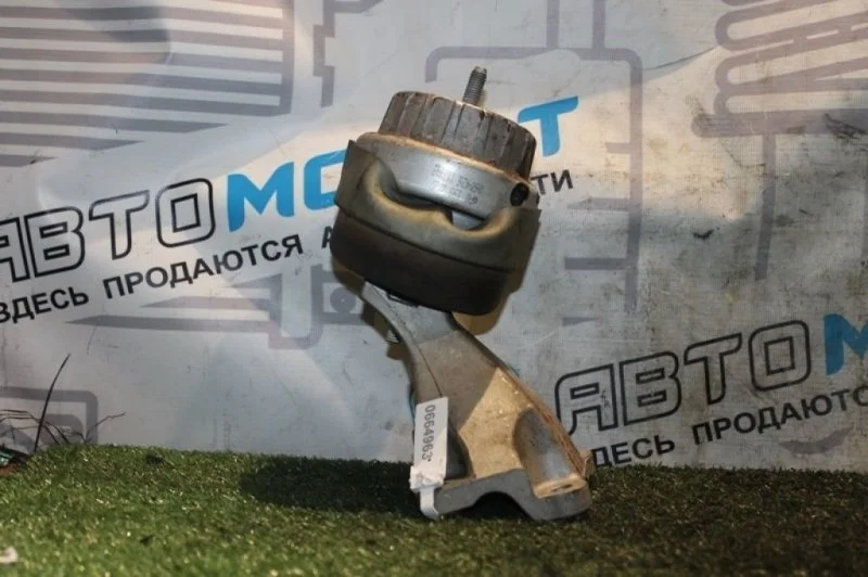 Кронштейн двигателя правый Audi A6 Iii 4F0199308N 4F2 CCA