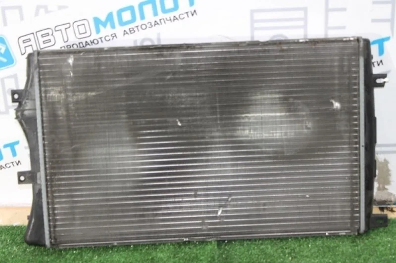 Радиатор основной Volkswagen Golf Vi 1K0121253AB 5K1