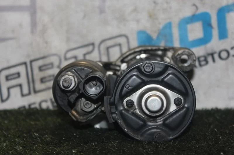 Стартер Audi A4 Iii 06E911023C 4F2 AUK