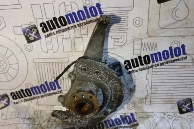 Кулак поворотный передний правый Bmw 5-Series 31216775770 F10