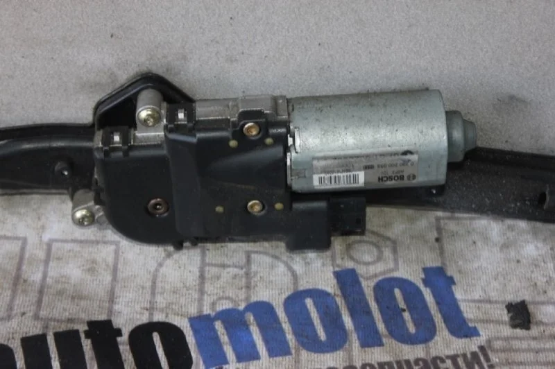 Моторчик люка Bmw 3-Series 67616922652 E61