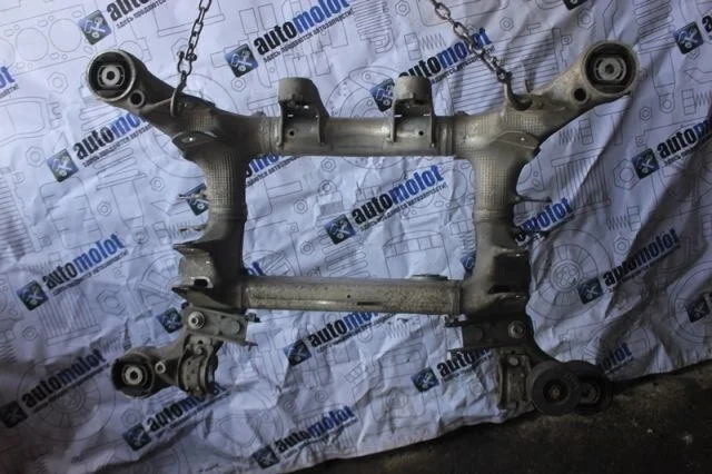 Подрамник задний Bmw 5-Series 33316798545 F10