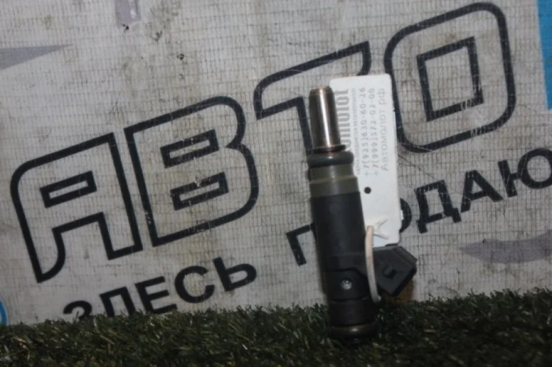 Форсунка топливная Bmw 1-Series 13537506158 E87 N40