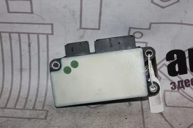 Блок управления AIR BAG Chevrolet Cruze 13589413 J300