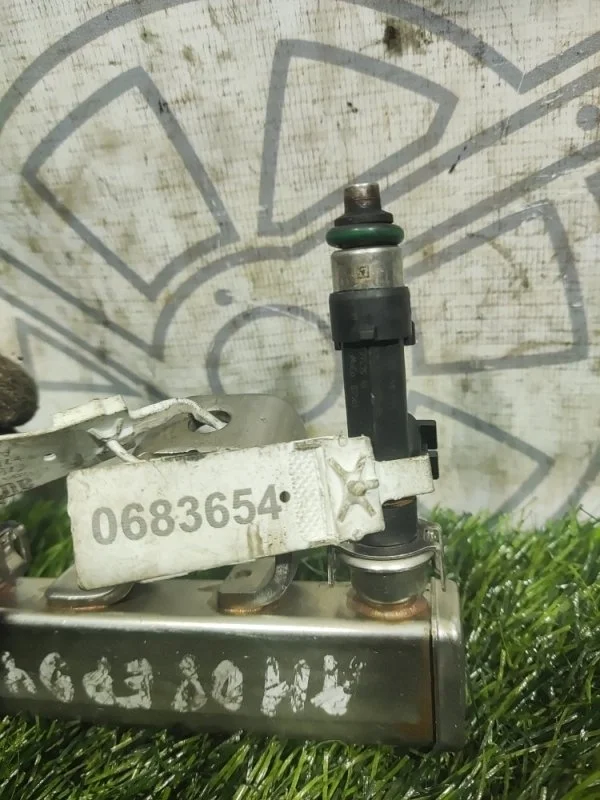 Форсунка топливная Ford Galaxy Ii 7L5GAB BD SEBA