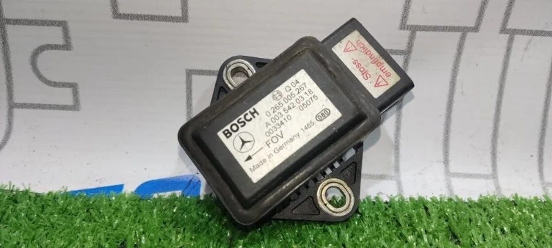 Датчик ускорения (ESP) Mercedes-Benz E-Class A0035420318 W211