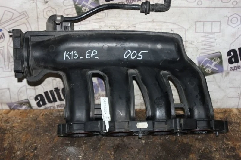 Коллектор впускной Mercedes-Benz C-Class A2711400601 C203 M271