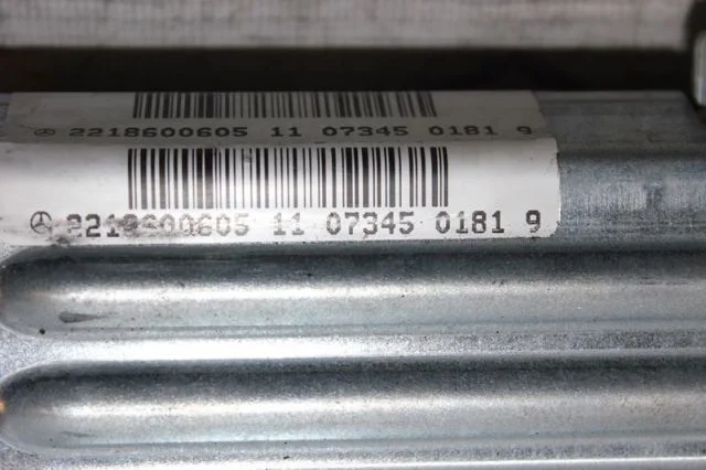 Подушка безопасности боковая (в сиденье) Mercedes-Benz S-Class A2218600605 W221
