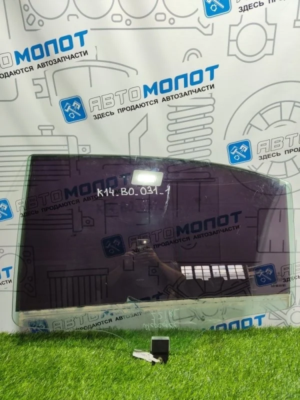 Стекло двери задней левой Mercedes-Benz S-Class A2217300318 W221