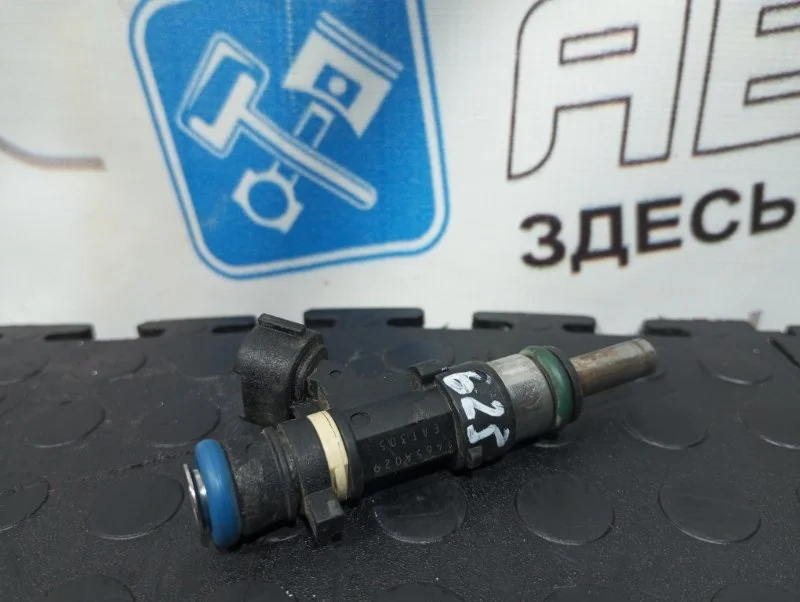 Форсунка топливная Mitsubishi Lancer 1465A029 CY4A 4B11