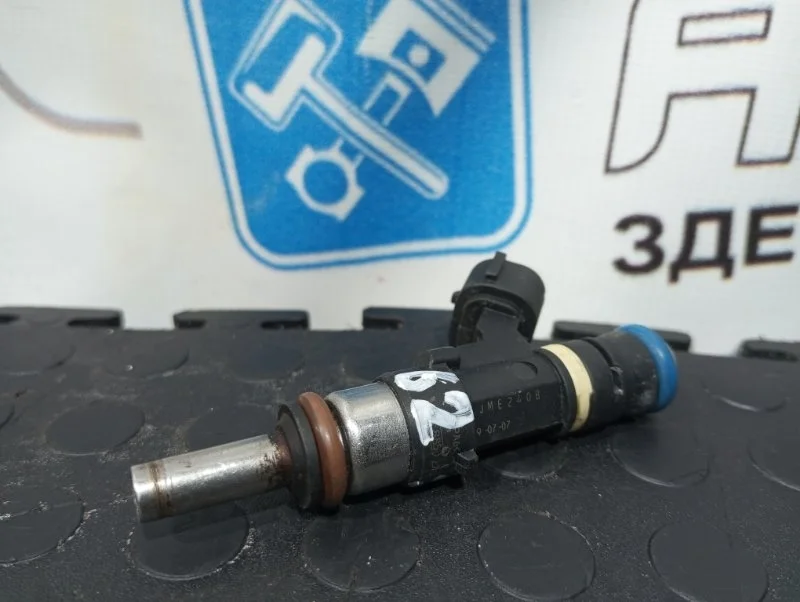 Форсунка топливная Mitsubishi Lancer 1465A029 CY4A 4B11