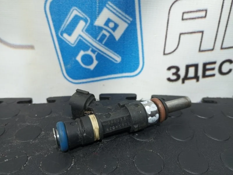 Форсунка топливная Mitsubishi Lancer 1465A029 CY4A 4B11