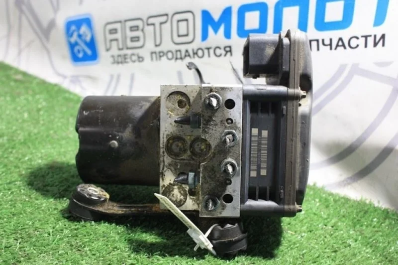 Блок ABS (насос) Bmw 5-Series 34516783360 E60 E61