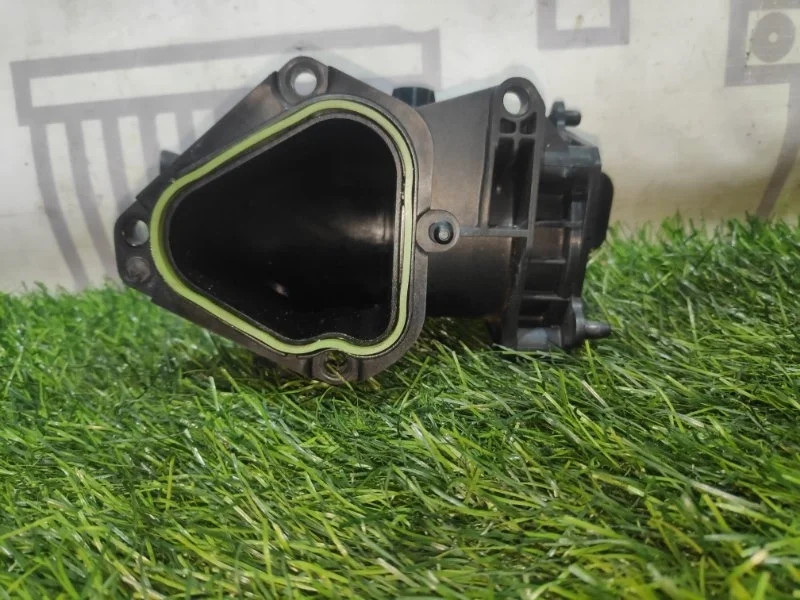 Патрубок воздушного фильтра Volkswagen 2009 03С129721В BMY