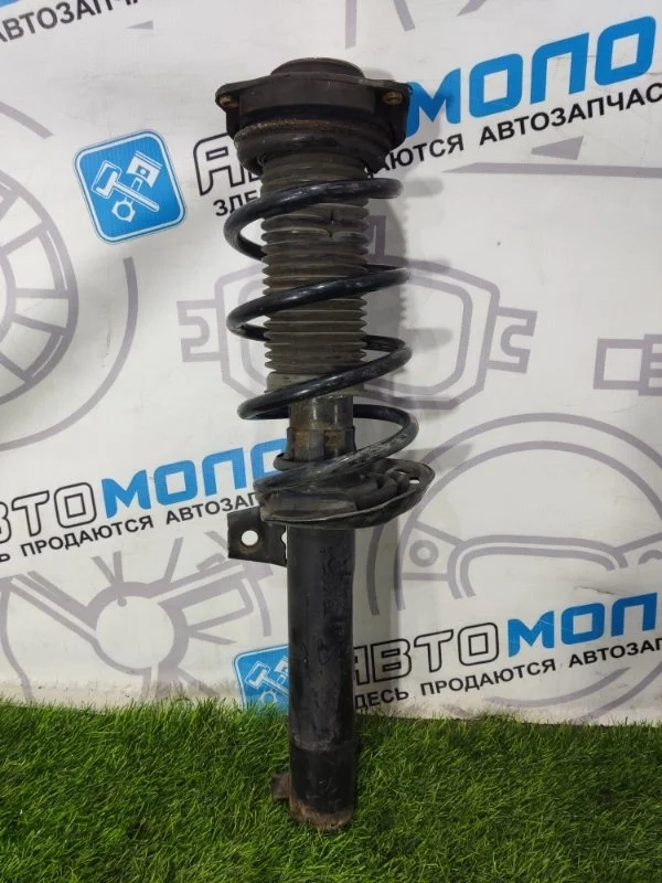 Стойка передняя Volkswagen Golf Vi 1T0412015MJ, передняя