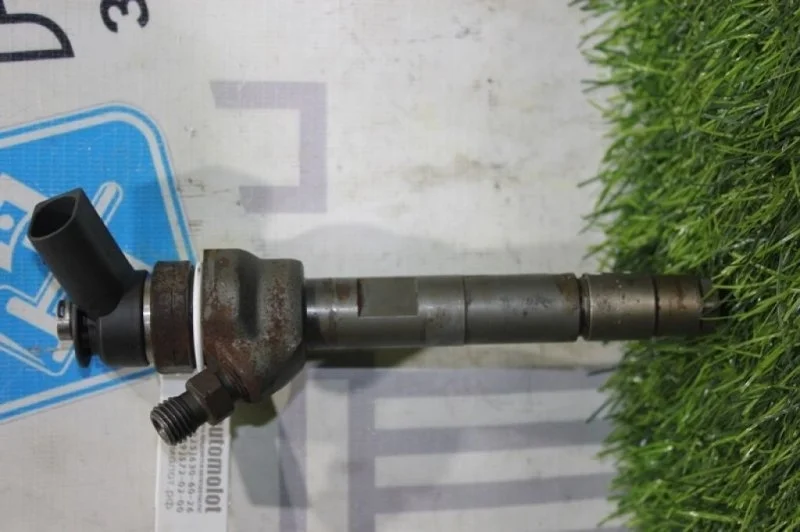 Форсунка дизельная коммон рэйл Bmw 1-Series 13537798446 E81 E82 E87 E88 F20 F21 F22 F34 E90 E91 F31 F36 E84 N47D20A N47D20C