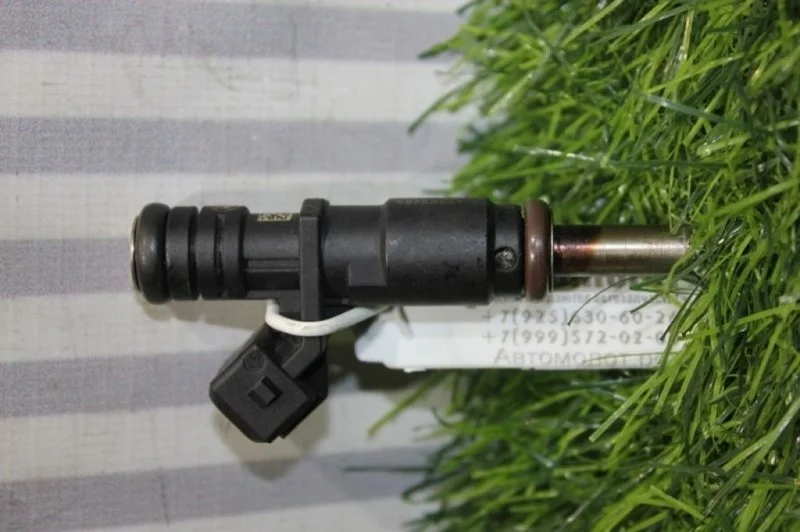 Форсунка топливная Bmw 1-Series 13537531634 E60 E61 E63 E64 E81 E82 E87 E88 E90 E91 E92 E93 E89 N52 N52N N52B30AE