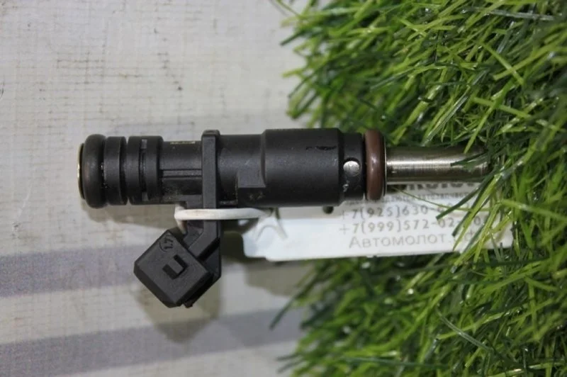 Форсунка топливная Bmw 1-Series 13537531634 E60 E61 E63 E64 E81 E82 E87 E88 E90 E91 E92 E93 E89 N52 N52N N52B30AE