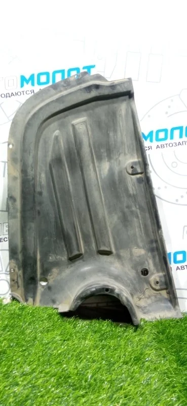 Защита днища кузова Volkswagen Passat 2013 3AA825216C B7 CDAB, задняя правая