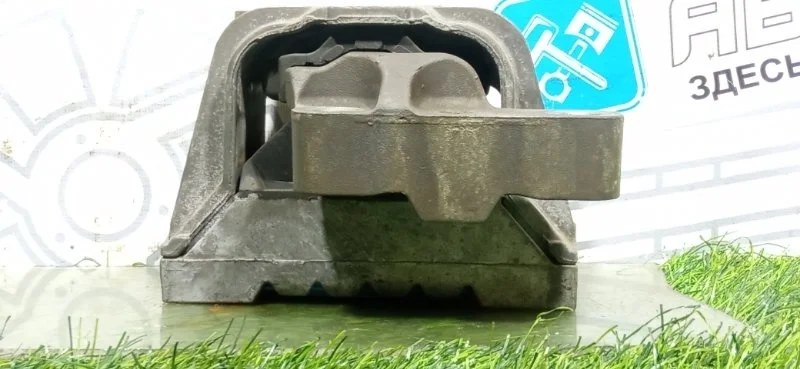 Подушка ДВС Volkswagen Passat 2013 1K0199262M B7 CDAB, правая