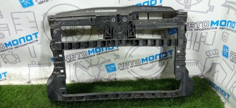 Панель передняя Volkswagen Golf 6 5K0805594D MK6