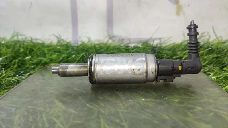 Клапан электромагнитный Audi A4 4 A6 3 06E103697E 4F2 4F5 C6 8K2 8K5 B8 BDX