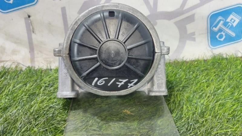 Подушка двигателя Audi A4 8R0199381 8K5 CAL, правая